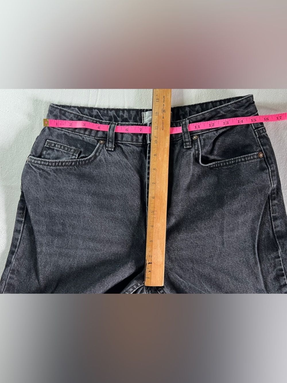 We the Free Black Distressed Jeans Free People Size 29 - Picture 4 of 12
